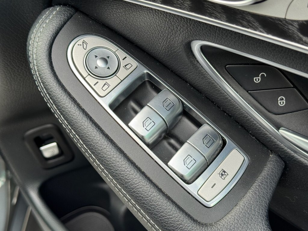 Used Mercedes-Benz GLC 2017 for sale - 77704023: Photo 33