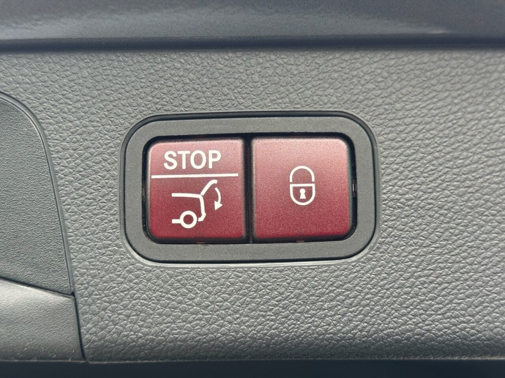 Used Mercedes-Benz GLC 2017 for sale - 77704023: Photo 37