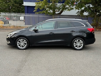 Used Kia Ceed 2015 for sale - 79607768: Photo