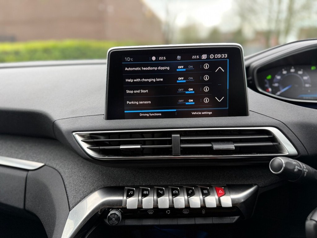 Used Peugeot 3008 2018 for sale - 77241702: Photo 22