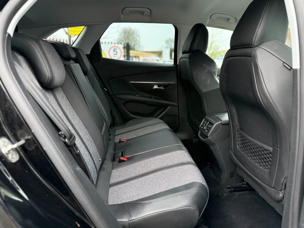 Used Peugeot 3008 2018 for sale - 77241702: Photo 35