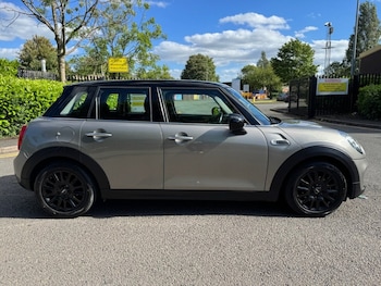 Used MINI Hatch 2018 for sale - 78899360: Photo