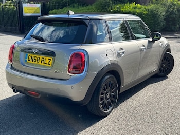 Used MINI Hatch 2018 for sale - 78899360: Photo
