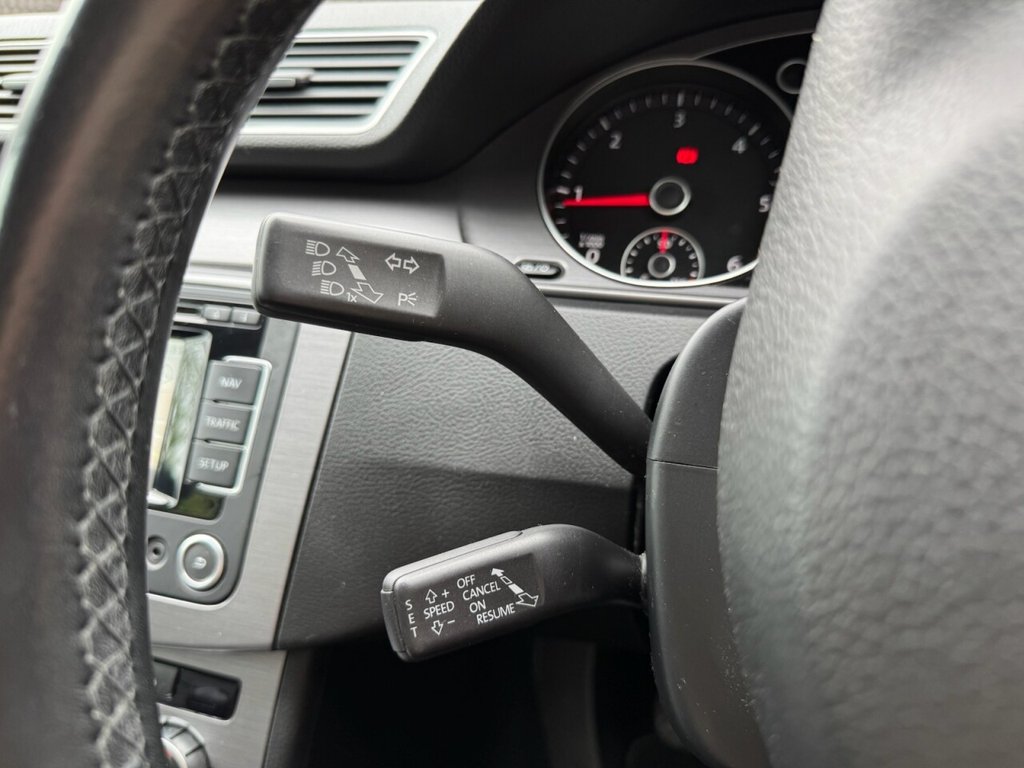 Used Volkswagen Passat 2014 for sale - 76092584: Photo 27