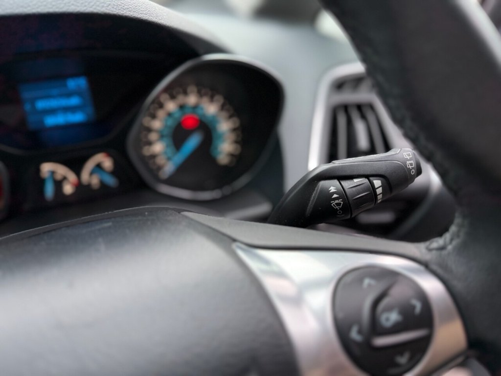 Used Ford C-Max 2011 for sale - 77188777: Photo 21