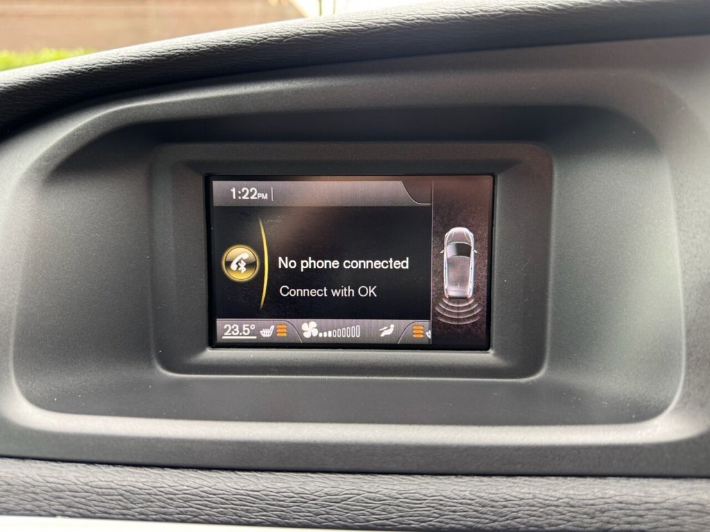 Used Volvo V40 2015 for sale - 77408674: Photo 21