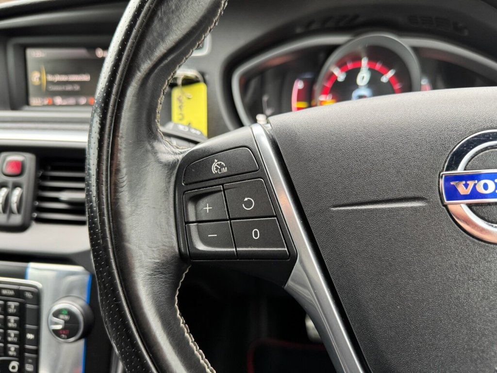Used Volvo V40 2015 for sale - 77408674: Photo 22