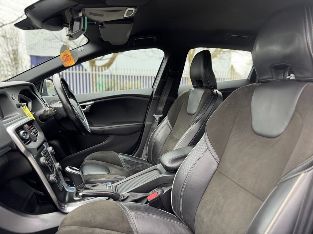 Used Volvo V40 2015 for sale - 77408674: Photo 25