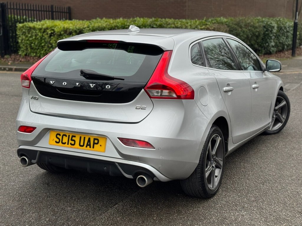 Used Volvo V40 2015 for sale - 77408674: Photo 3