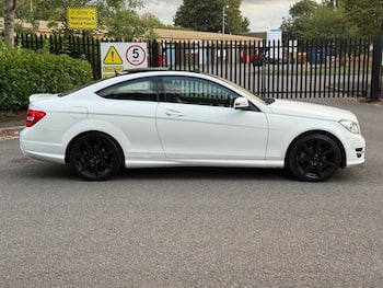 Used Mercedes-Benz C Class 2015 for sale - 79795763: Photo