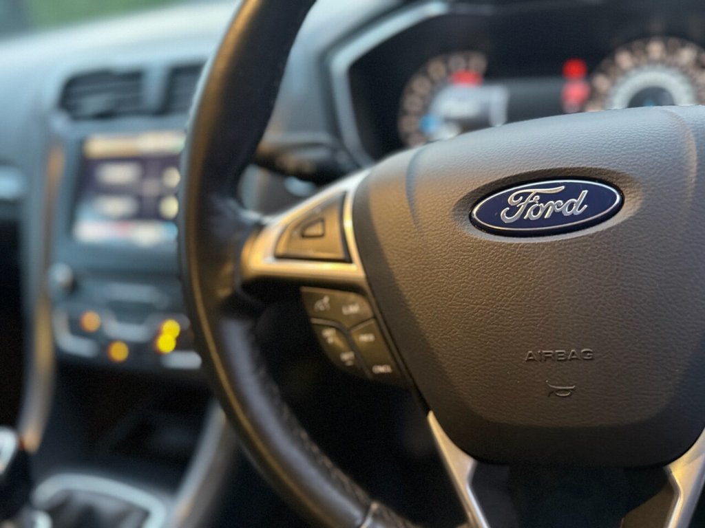 Used Ford Mondeo 2015 for sale - 78043911: Photo 14