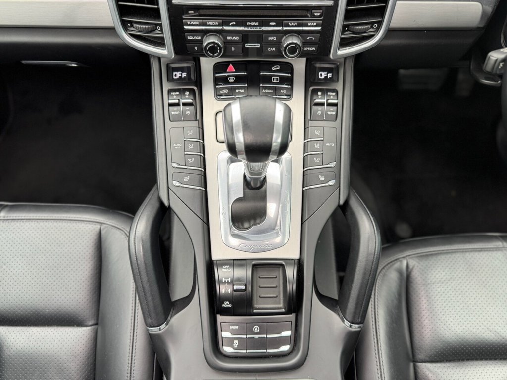 Used Porsche Cayenne 2015 for sale - 77795021: Photo 10