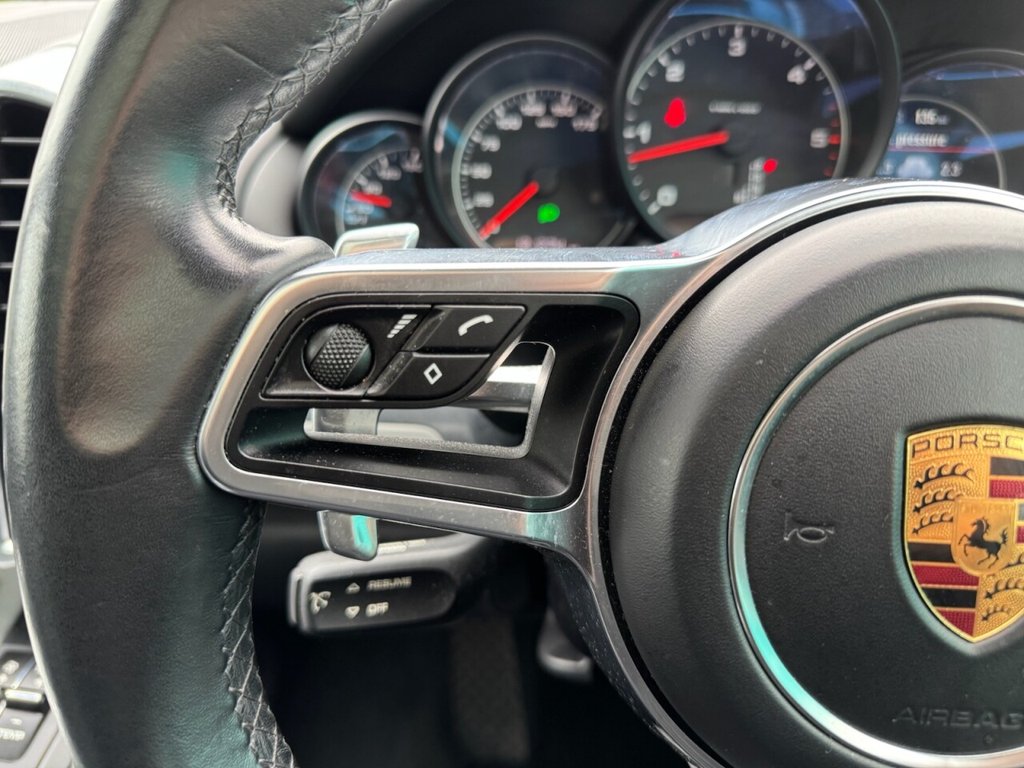 Used Porsche Cayenne 2015 for sale - 77795021: Photo 11