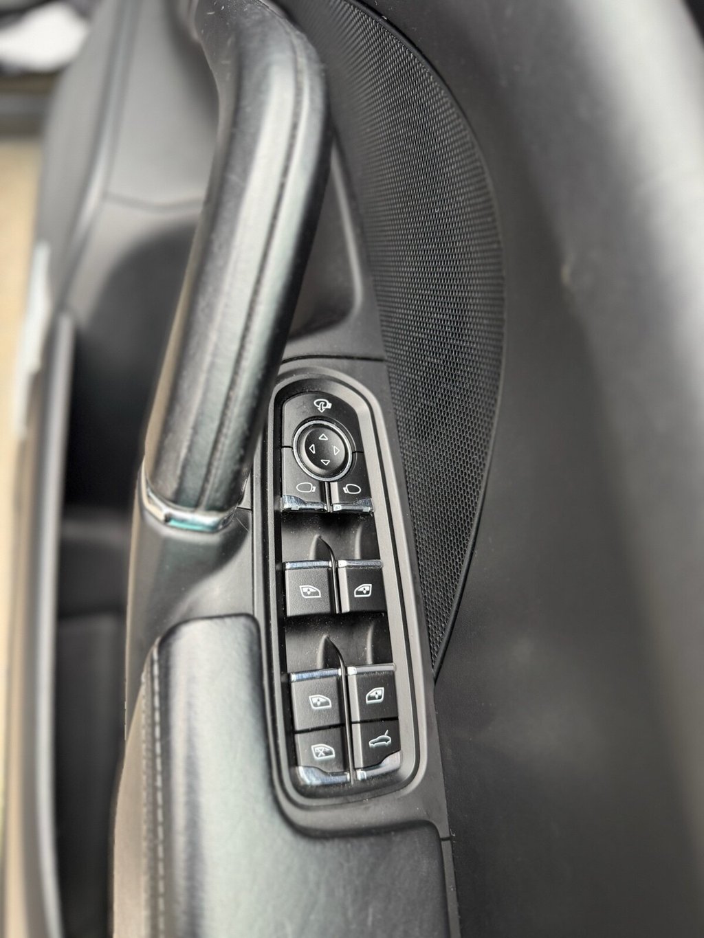 Used Porsche Cayenne 2015 for sale - 77795021: Photo 21