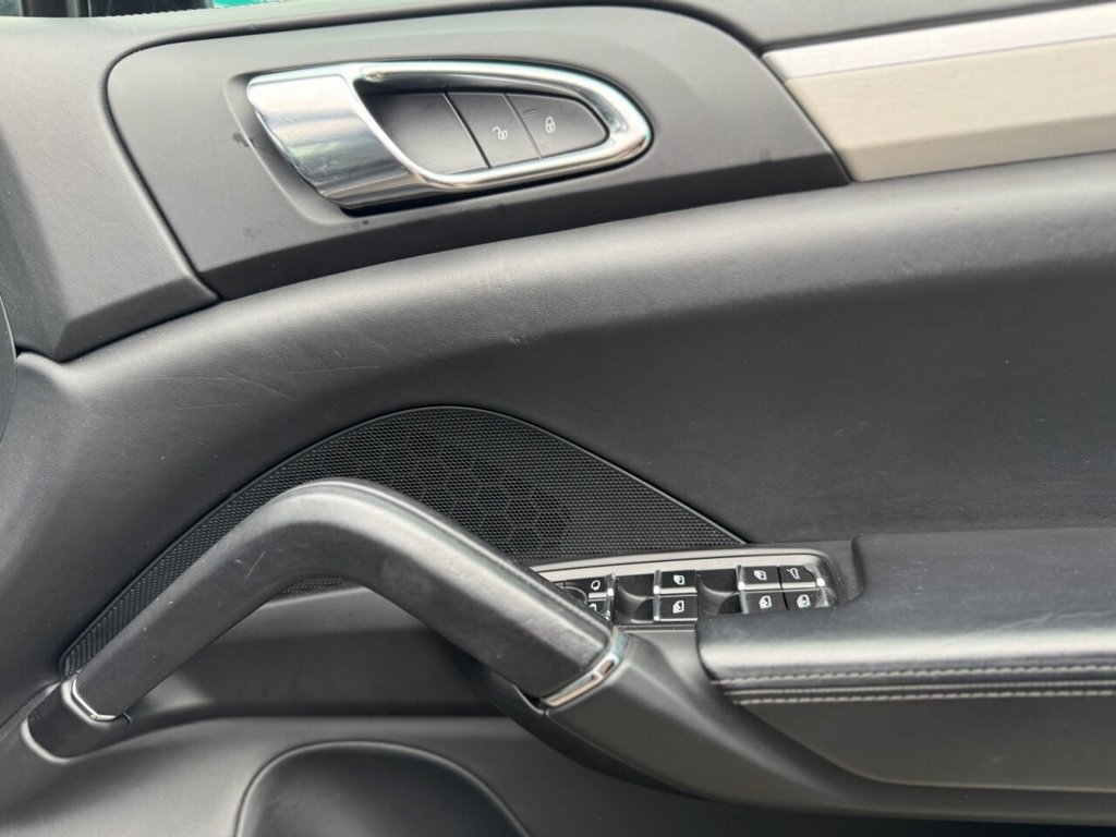 Used Porsche Cayenne 2015 for sale - 77795021: Photo 22
