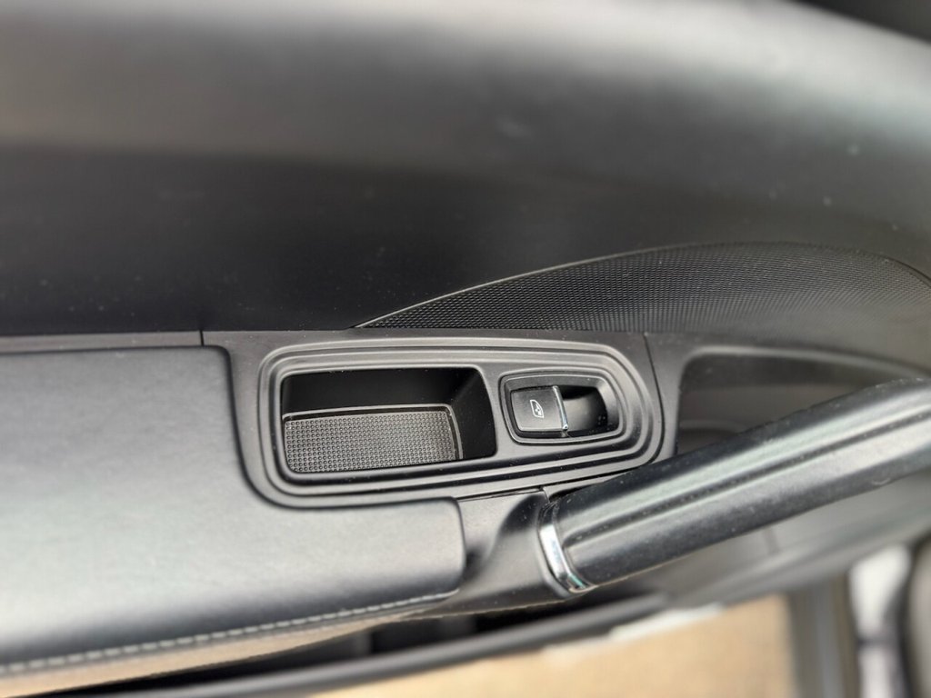 Used Porsche Cayenne 2015 for sale - 77795021: Photo 28