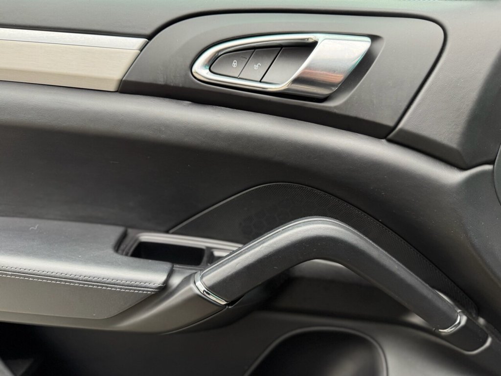 Used Porsche Cayenne 2015 for sale - 77795021: Photo 29