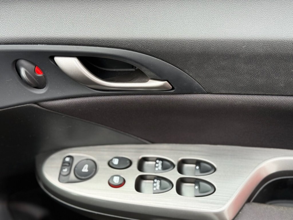 Used Honda Civic 2009 for sale - 76454617: Photo 17