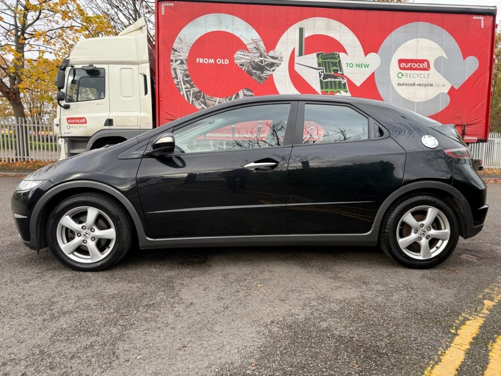 Used Honda Civic 2009 for sale - 76454617: Photo 4