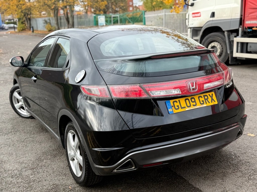 Used Honda Civic 2009 for sale - 76454617: Photo 5