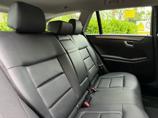 Used Mercedes-Benz E-Class 2013 for sale - 75642197: Photo 15