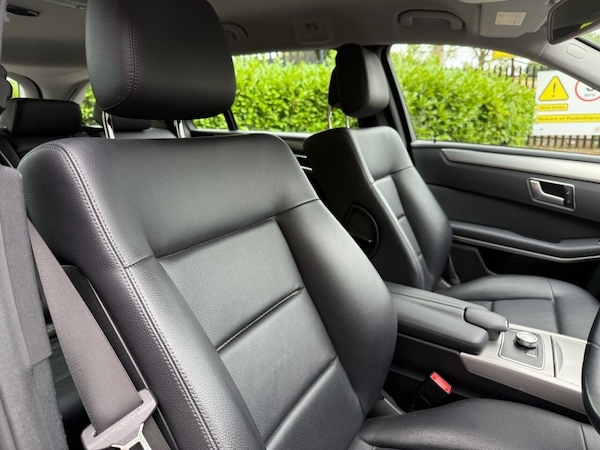 Used Mercedes-Benz E-Class 2013 for sale - 75642197: Photo 17