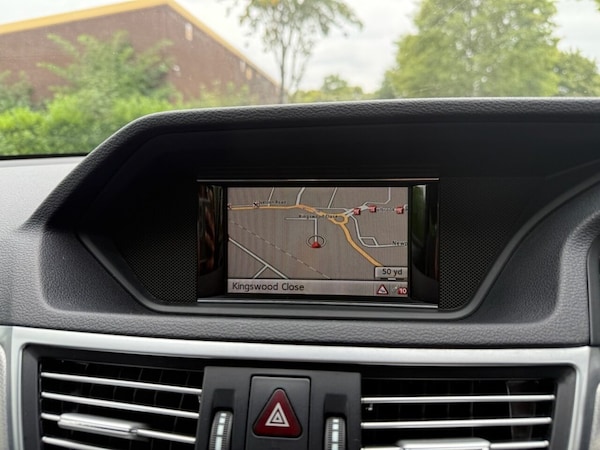 Used Mercedes-Benz E-Class 2013 for sale - 75642197: Photo 24