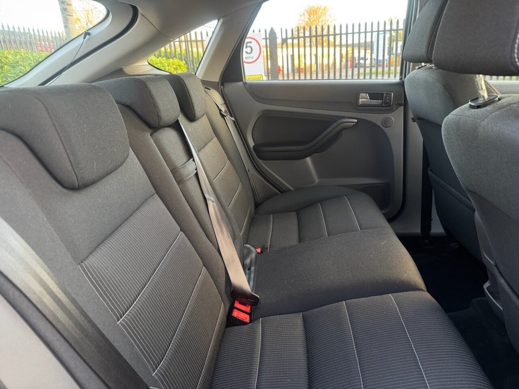 Used Ford Focus 2011 for sale - 76447076: Photo 12