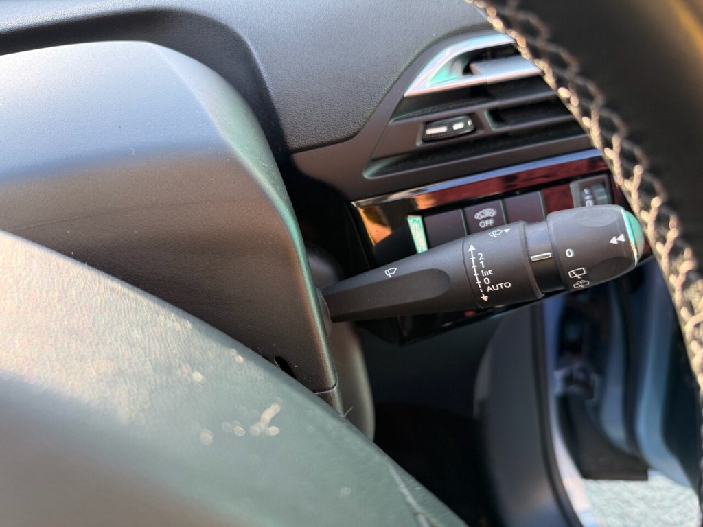 Used Citroen C4 Picasso 2016 for sale - 77725858: Photo 15