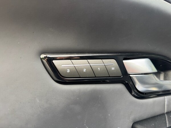 Used Land Rover Range Rover Evoque 2019 for sale - 76210410: Photo 33