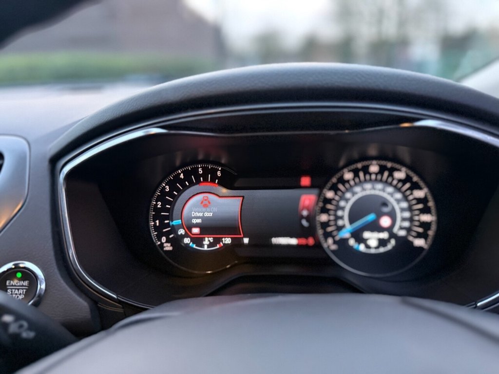 Used Ford Mondeo 2015 for sale - 76559335: Photo 15