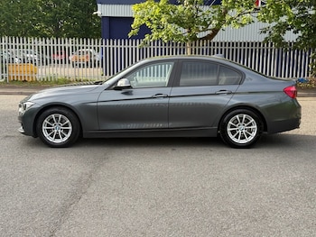 Used BMW 3 Series 2016 for sale - 79027039: Photo