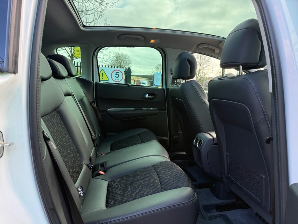 Used Peugeot 3008 2015 for sale - 77708731: Photo 14