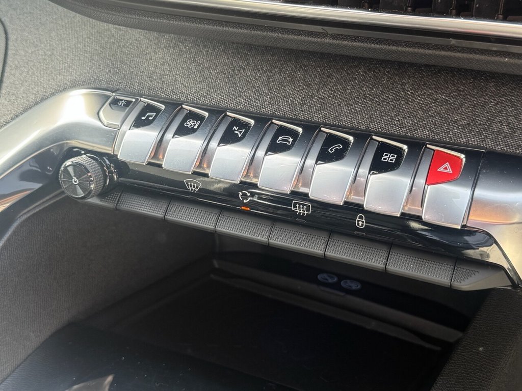 Used Peugeot 3008 2018 for sale - 77798339: Photo 22