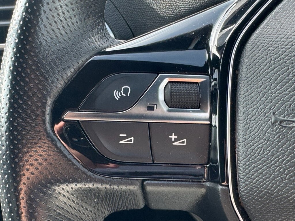 Used Peugeot 3008 2018 for sale - 77798339: Photo 26