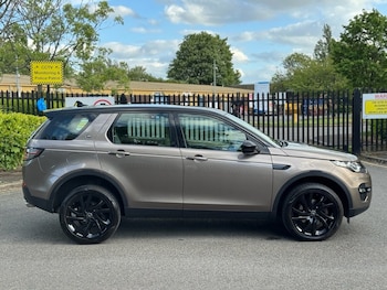 Used Land Rover Discovery Sport 2015 for sale - 78563253: Photo