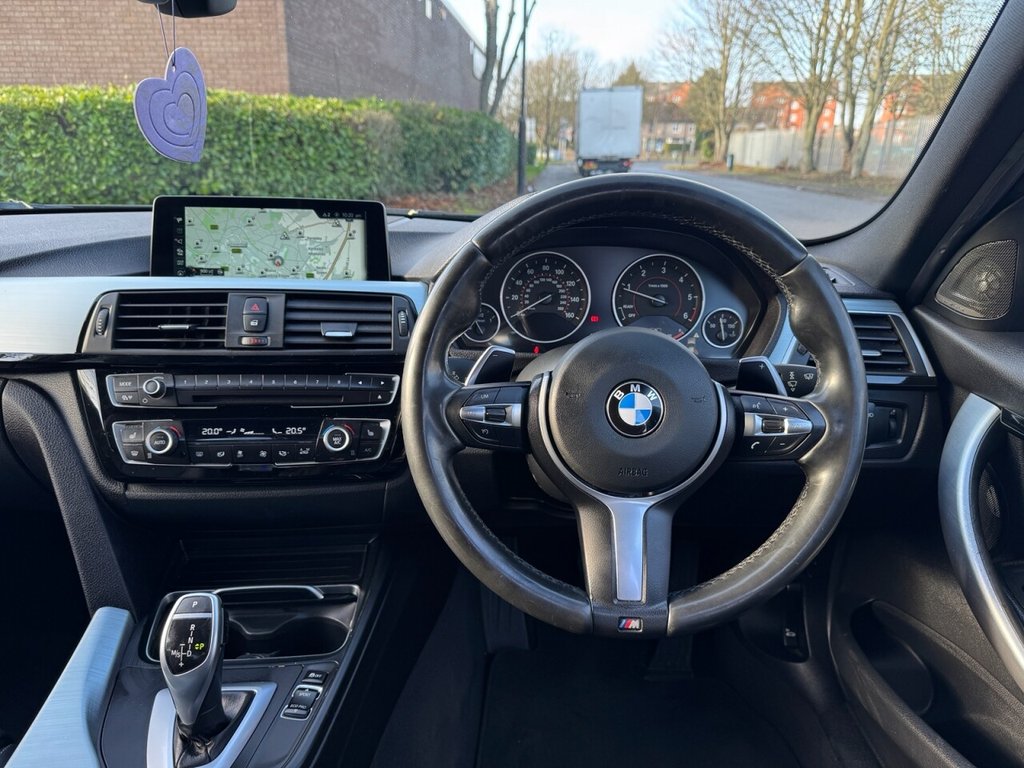 Used BMW 3 Series 2017 for sale - 76740356: Photo 11