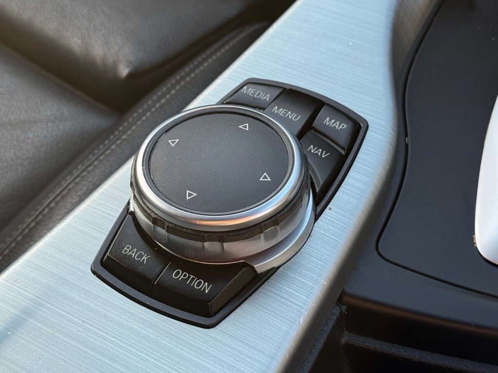 Used BMW 3 Series 2017 for sale - 76740356: Photo 24