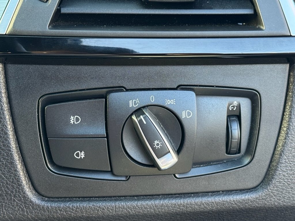 Used BMW 3 Series 2017 for sale - 76740356: Photo 27