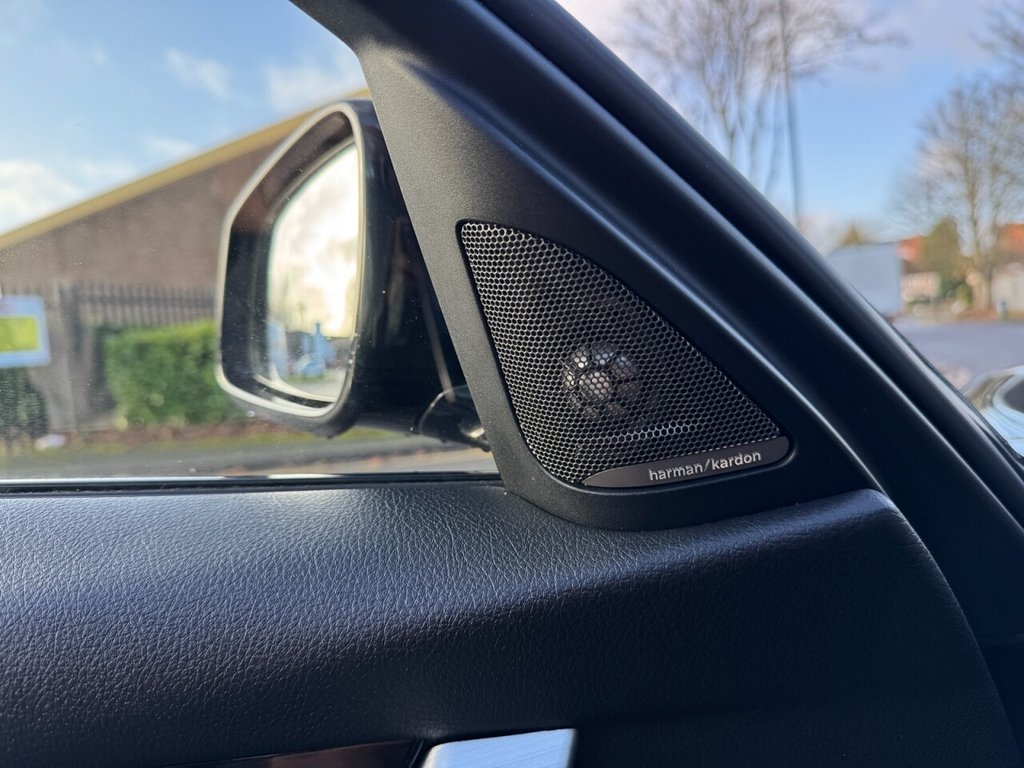 Used BMW 3 Series 2017 for sale - 76740356: Photo 28