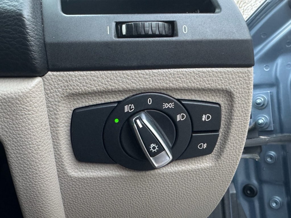 Used BMW 1 Series 2011 for sale - 77558140: Photo 31