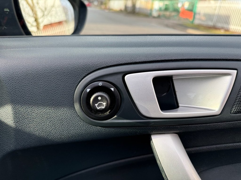 Used Ford Fiesta 2012 for sale - 77200087: Photo 23