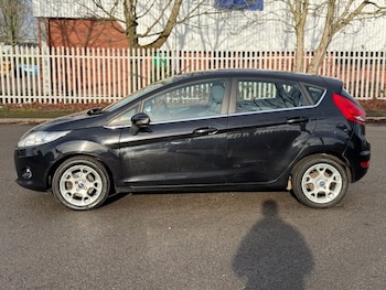 Used Ford Fiesta 2012 for sale - 77200087: Photo