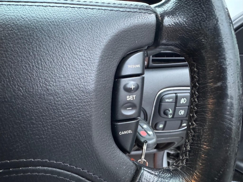 Used Jaguar XJ 2005 for sale - 77470293: Photo 25