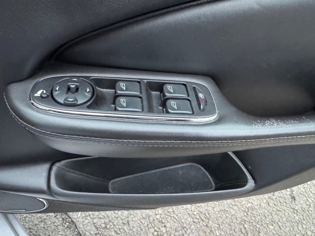 Used Jaguar XJ 2005 for sale - 77470293: Photo 26