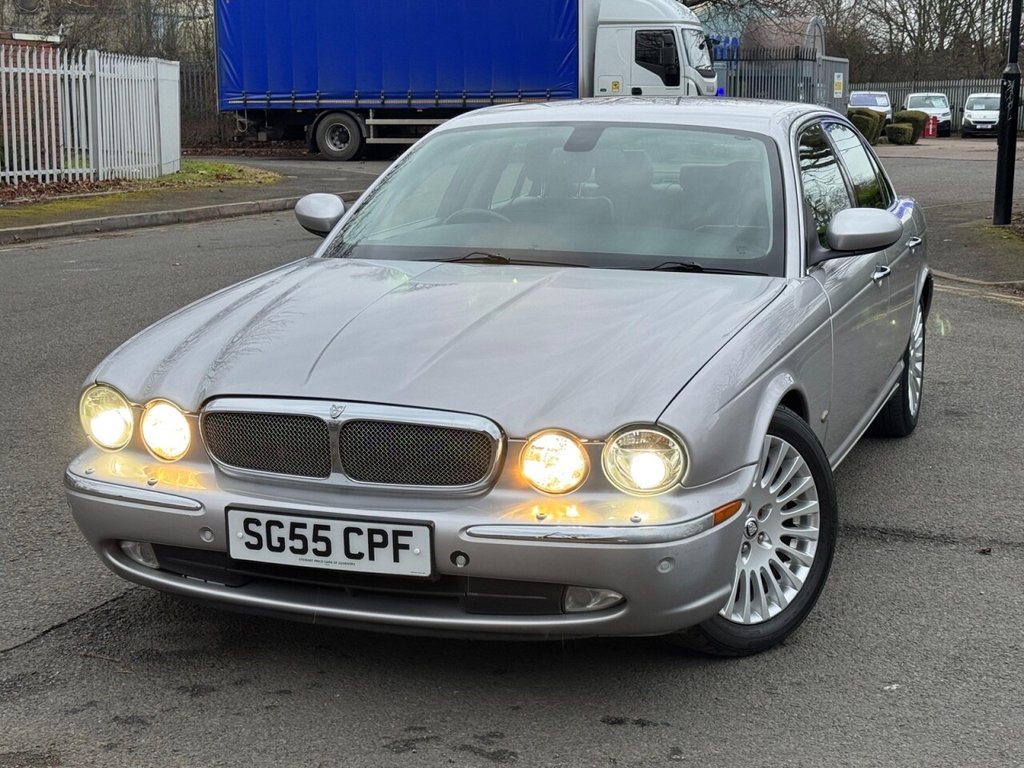 Used Jaguar XJ 2005 for sale - 77470293: Photo 3