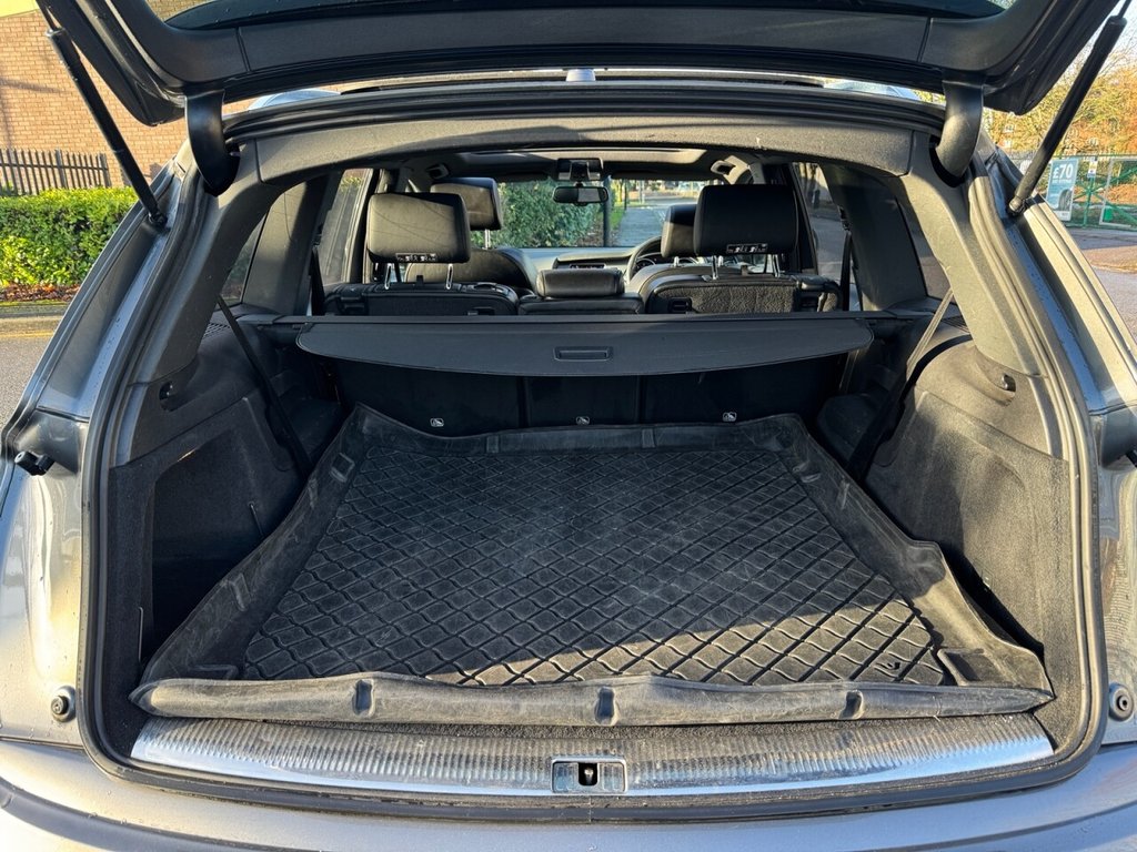 Used Audi Q7 2013 for sale - 76784167: Photo 34