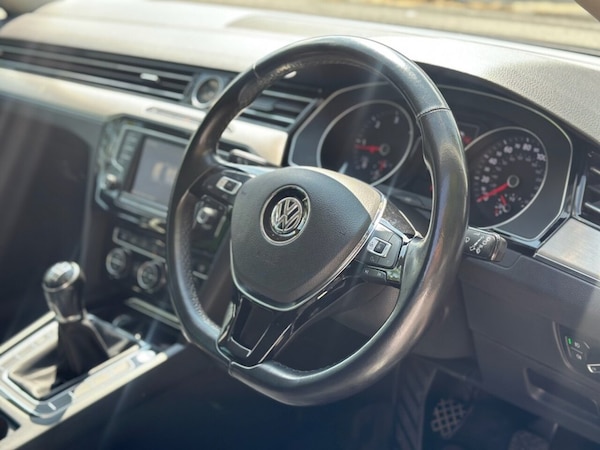 Used Volkswagen Passat 2015 for sale - 75456342: Photo 10