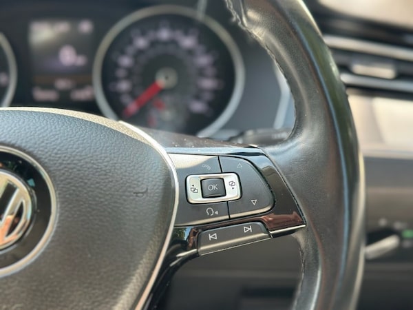 Used Volkswagen Passat 2015 for sale - 75456342: Photo 25