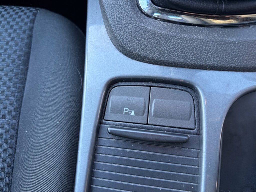 Used Ford C-Max 2010 for sale - 76909814: Photo 14